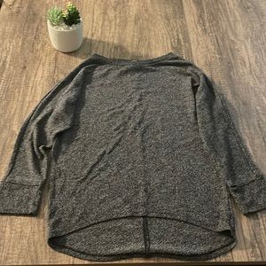 Old navy girls gray and white long sleeve shirt